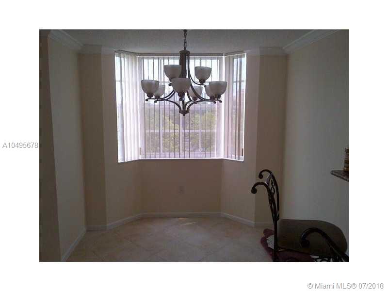 THE YACHT CLUB AD AVENTURA - Residential Lease