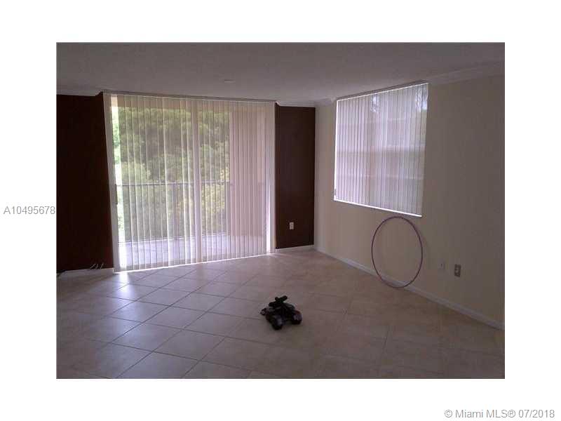 THE YACHT CLUB AD AVENTURA - Residential Lease