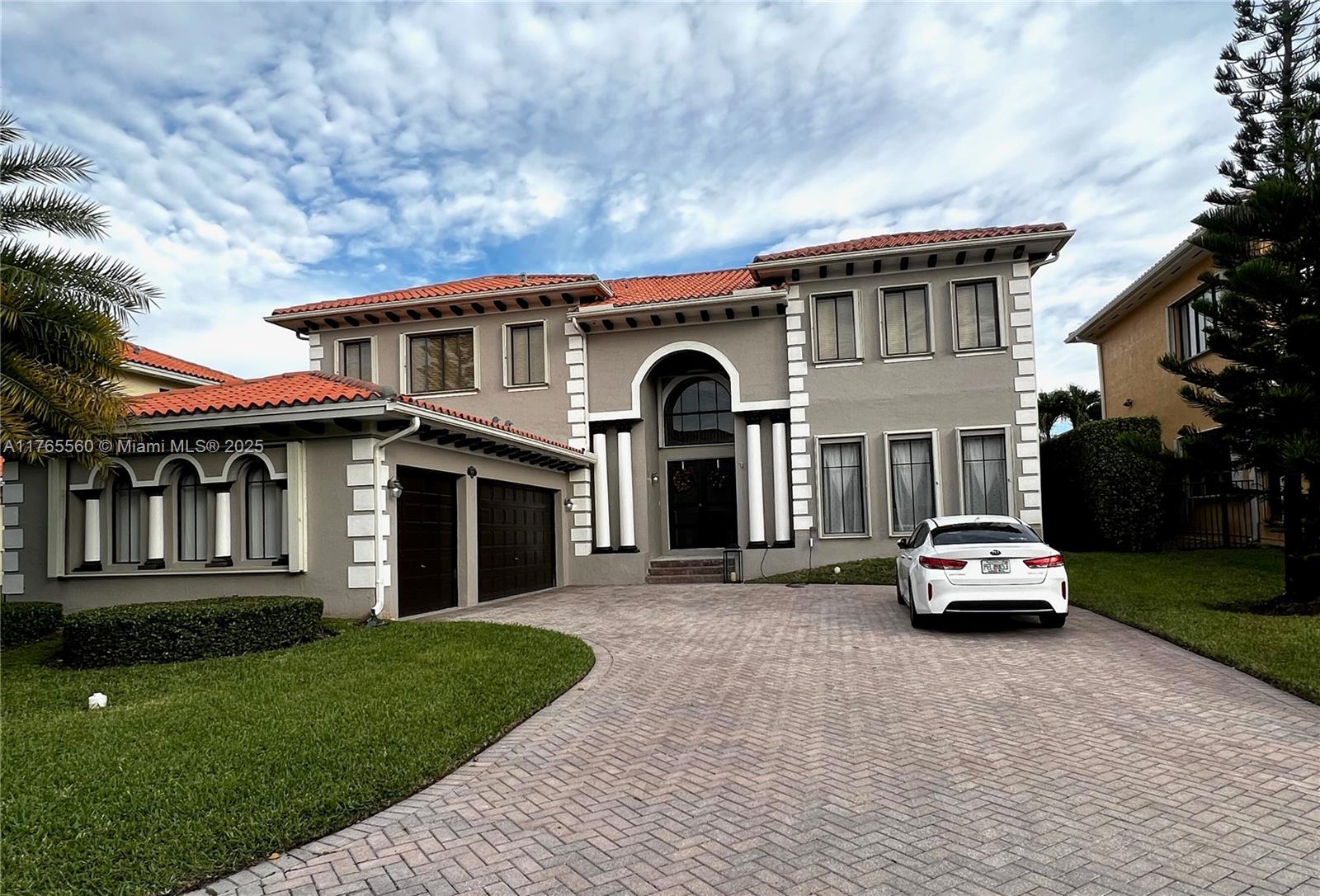 Rental Property at 7985 Sw 195th St 7985, Cutler Bay, Miami-Dade County, Florida - Bedrooms: 5 
Bathrooms: 5  - $6,900 MO.