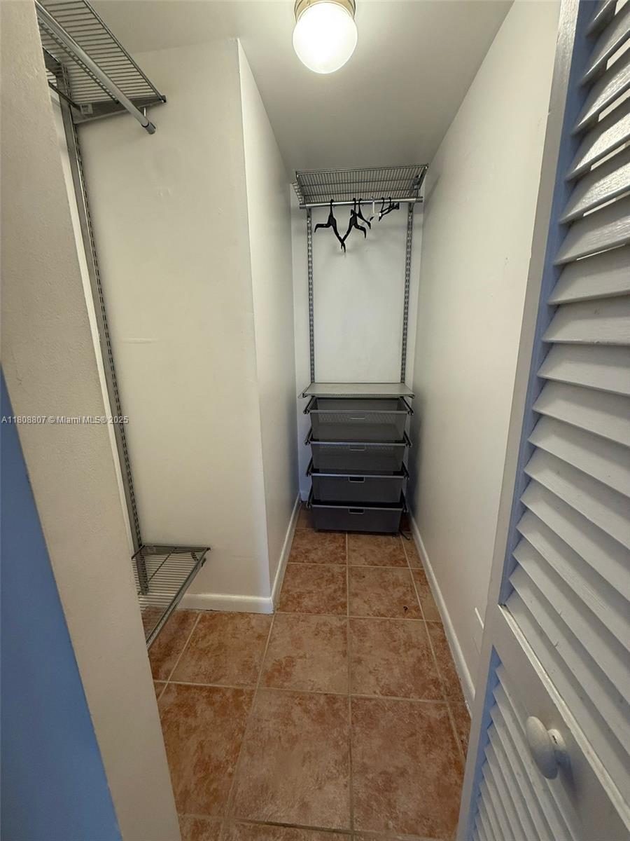 RIMINI BEACH CONDO - Residential
