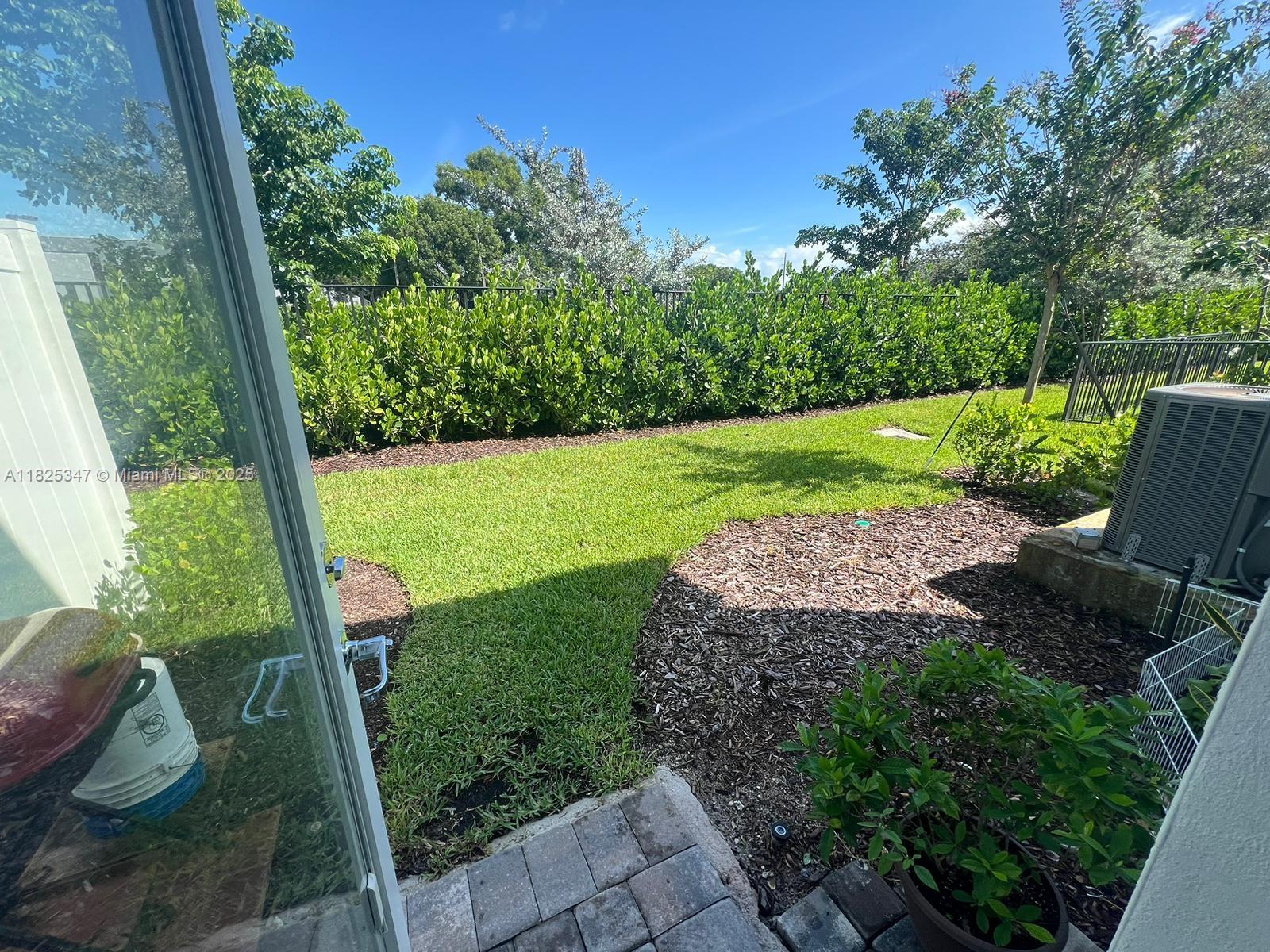 SOMERSET PLAZA - Residential Lease