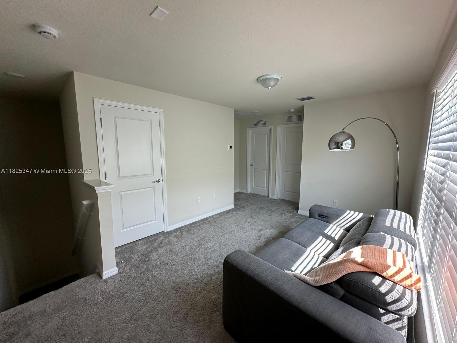 SOMERSET PLAZA - Residential Lease