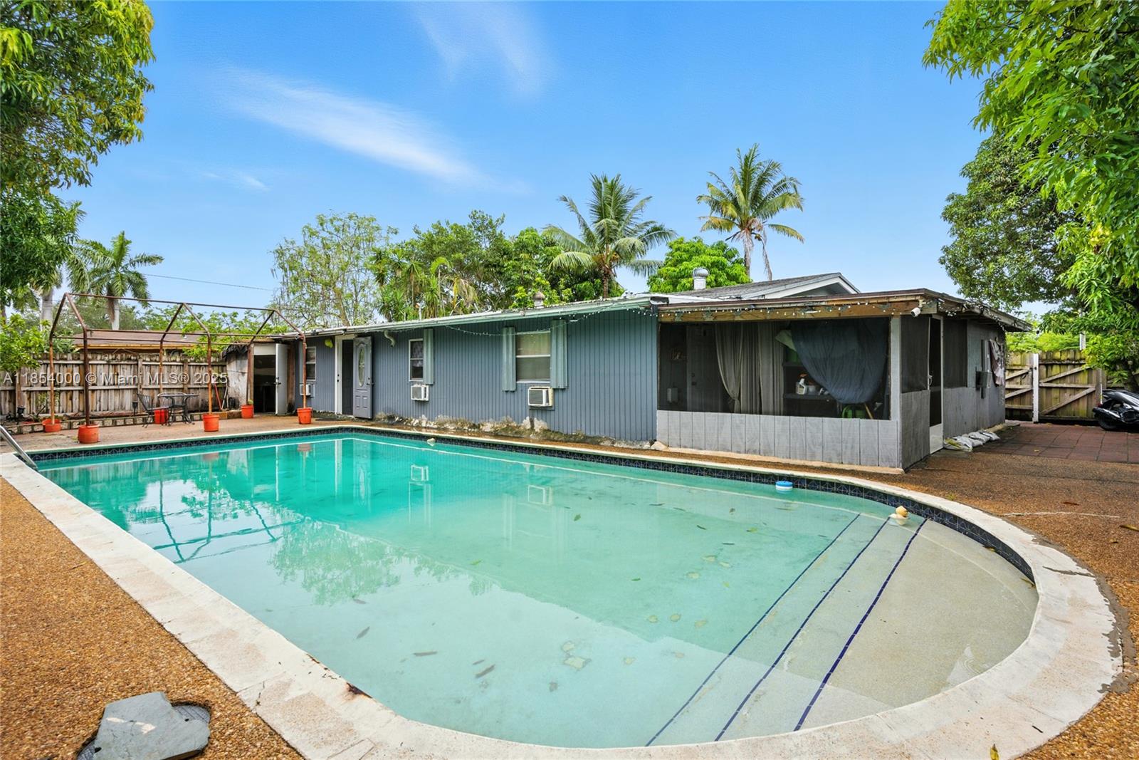 FAIRFAX BROLLIAR ADD - Residential