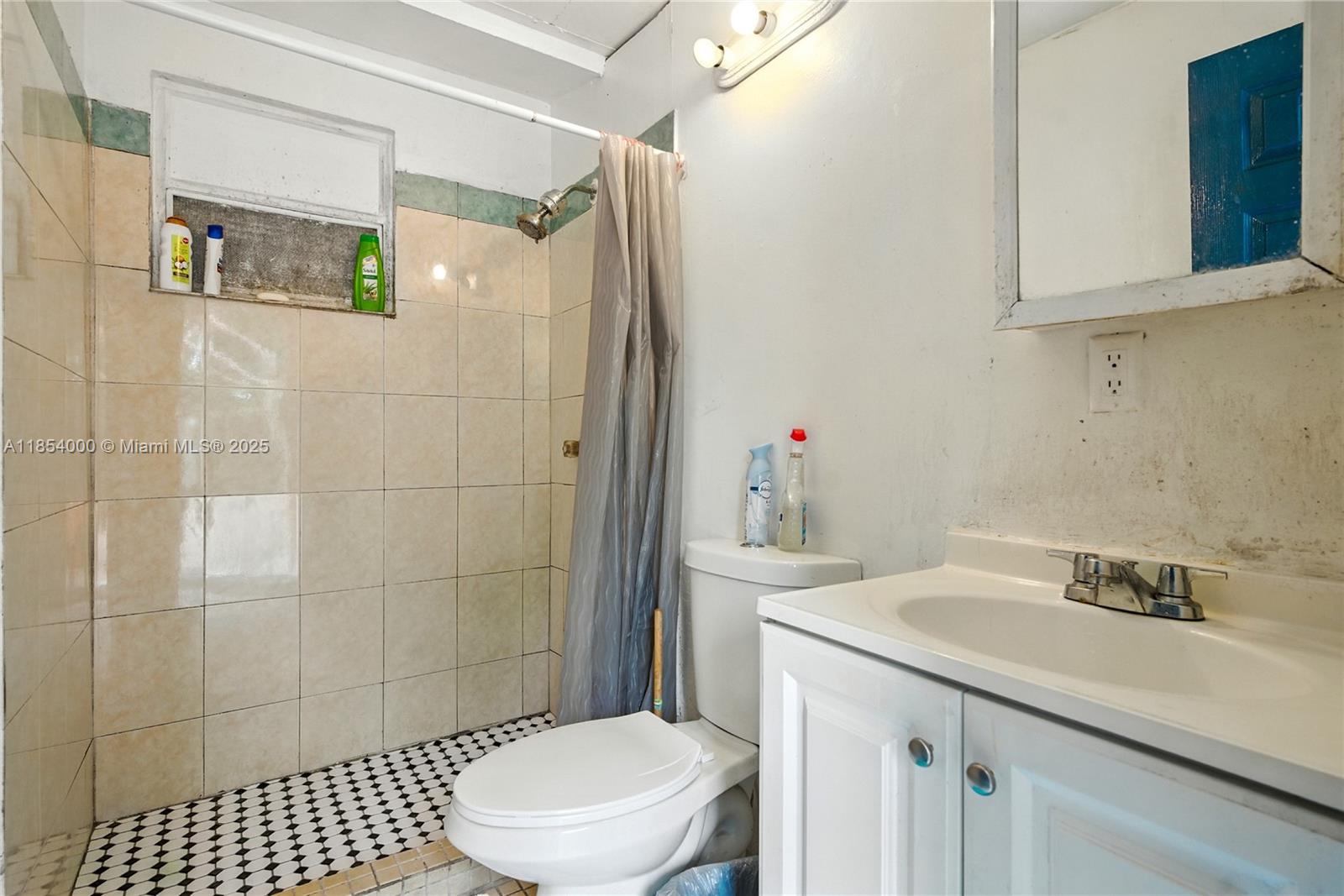 FAIRFAX BROLLIAR ADD - Residential