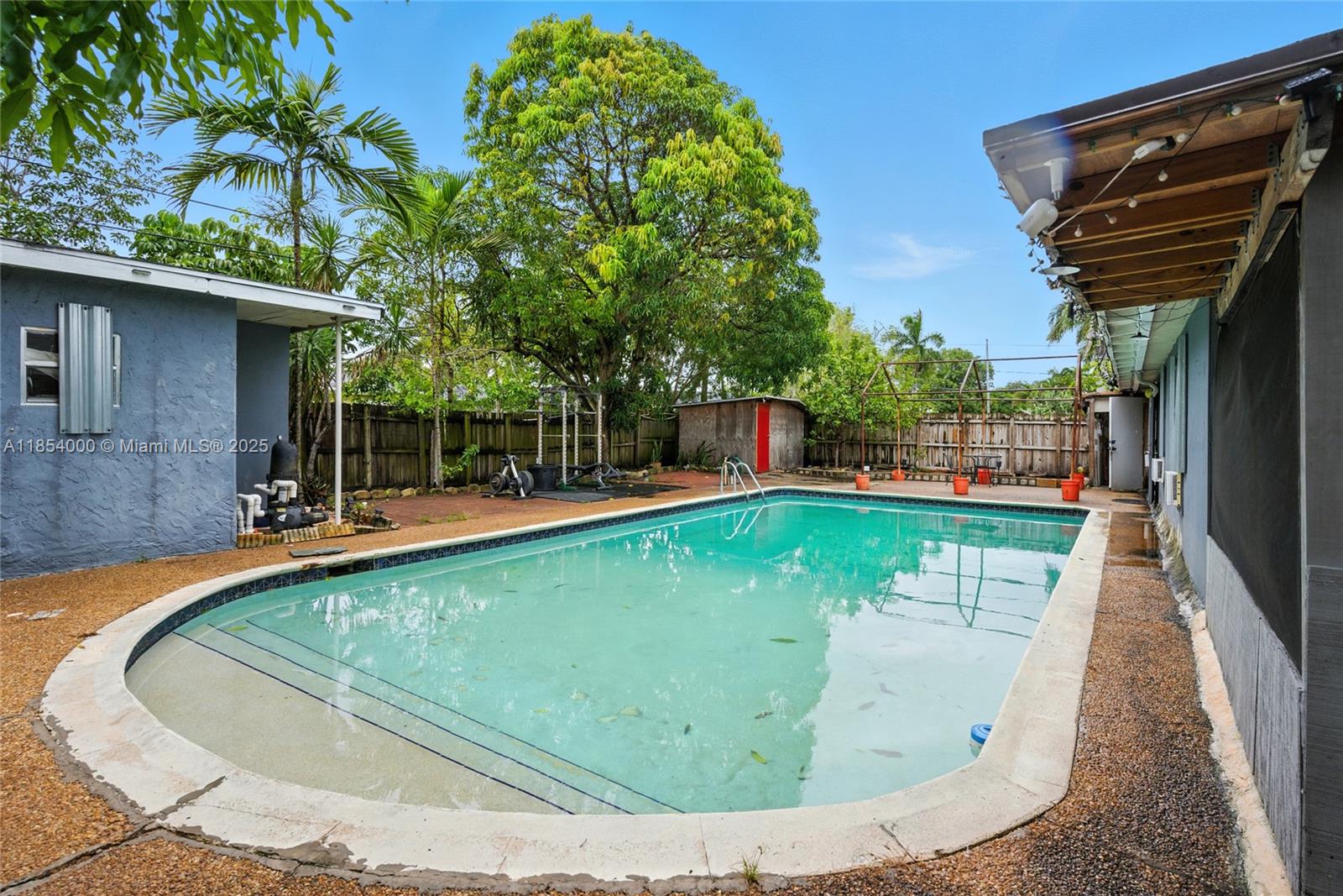 FAIRFAX BROLLIAR ADD - Residential