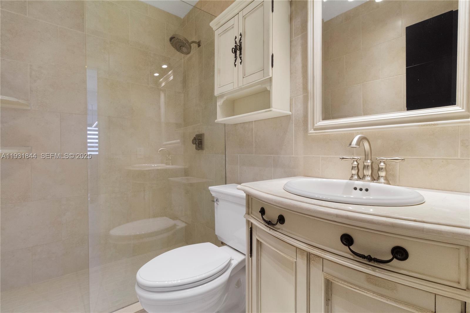 LAKEVIEW LODGE CO-OP - Residential