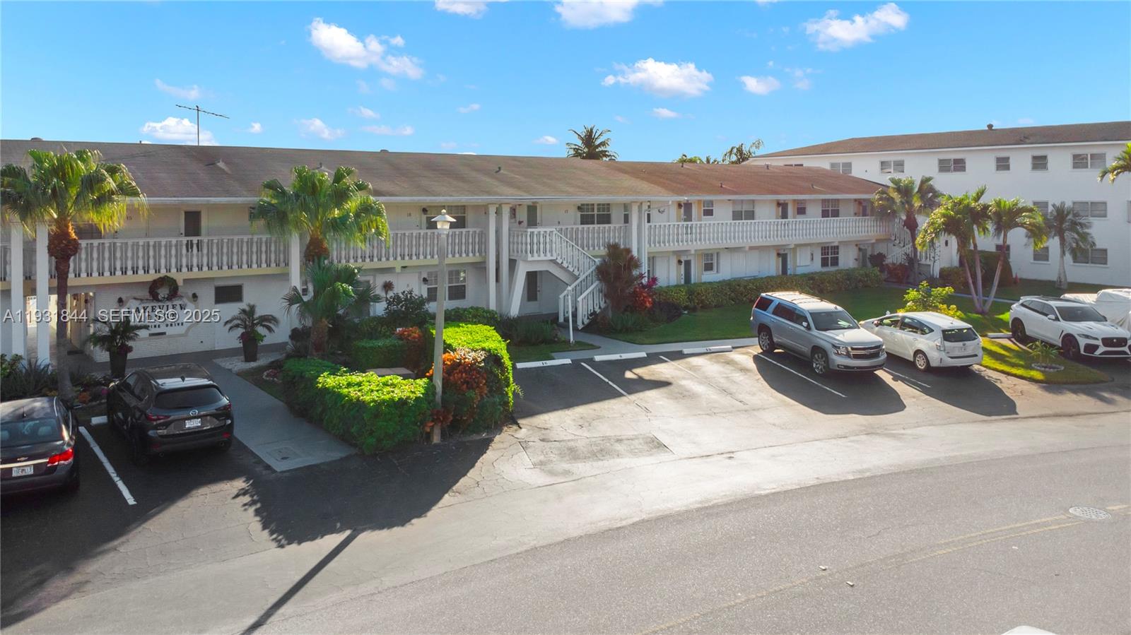 LAKEVIEW LODGE CO-OP - Residential