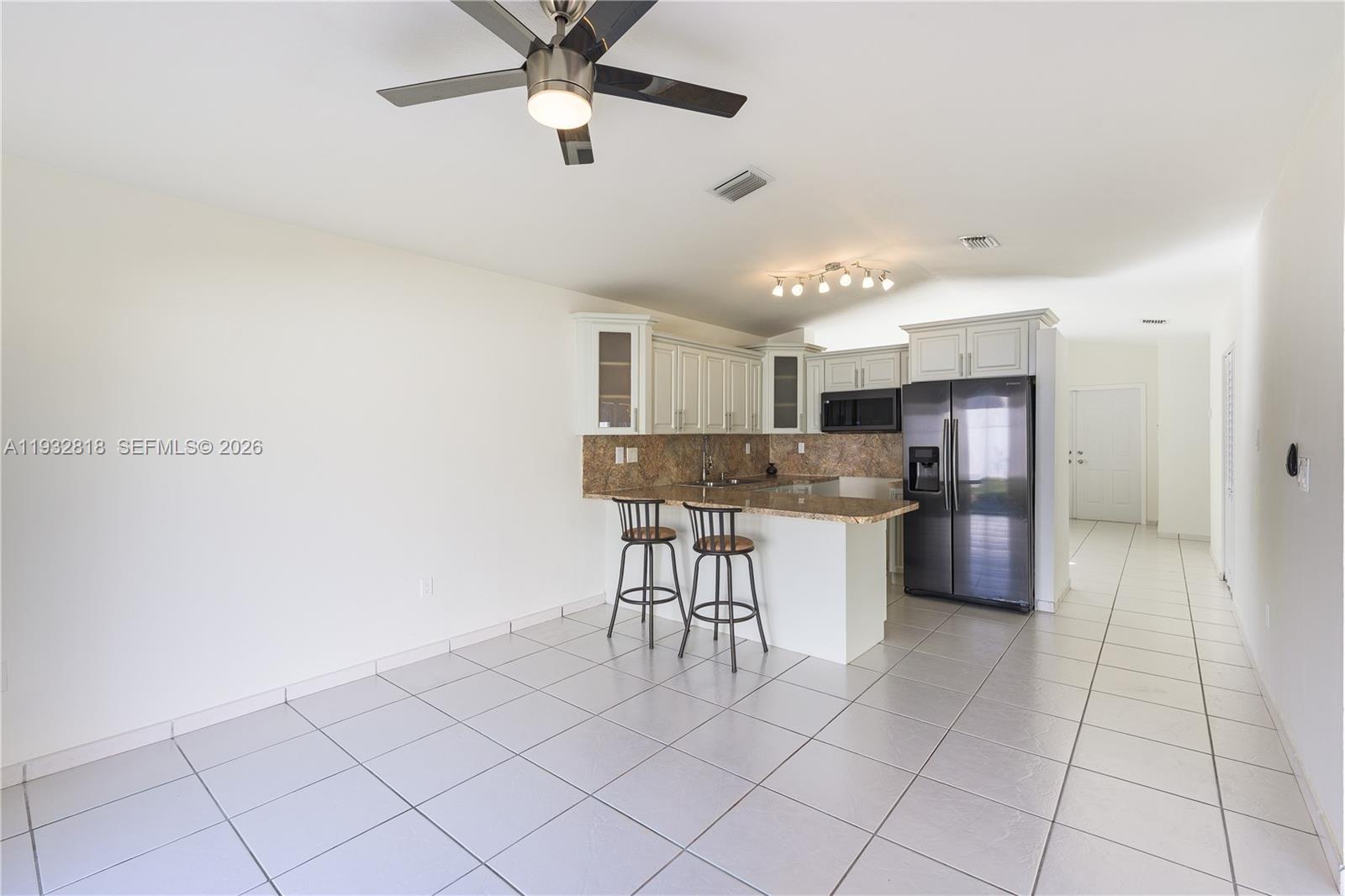 COUNTRY PARK ESTATES - Residential