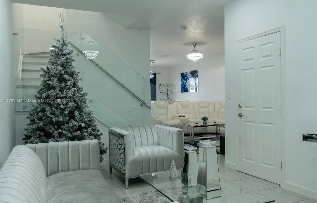 COCO PALM ESTATES - Residential