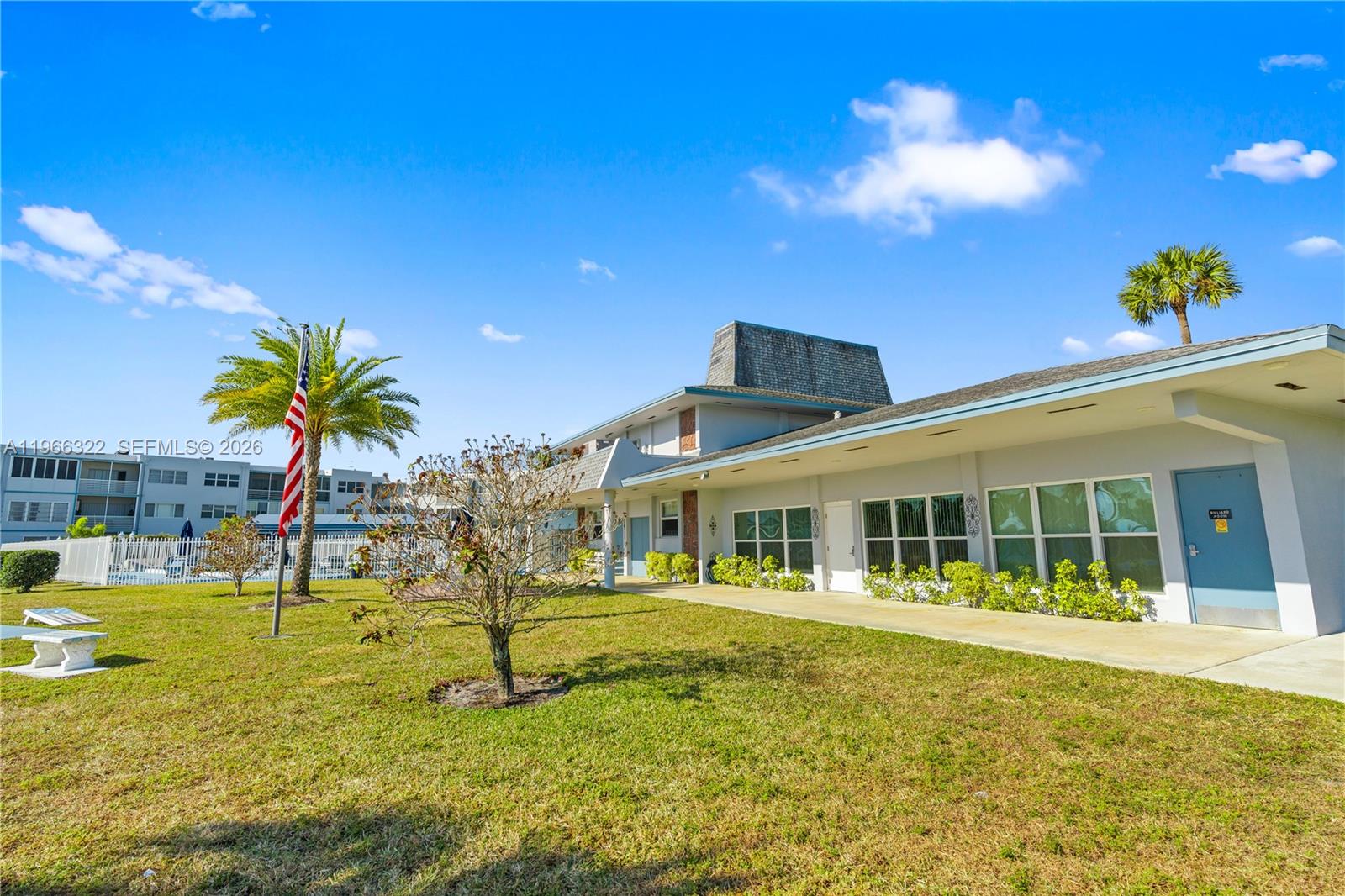 SHERIDAN LAKES CONDO APTS - Residential