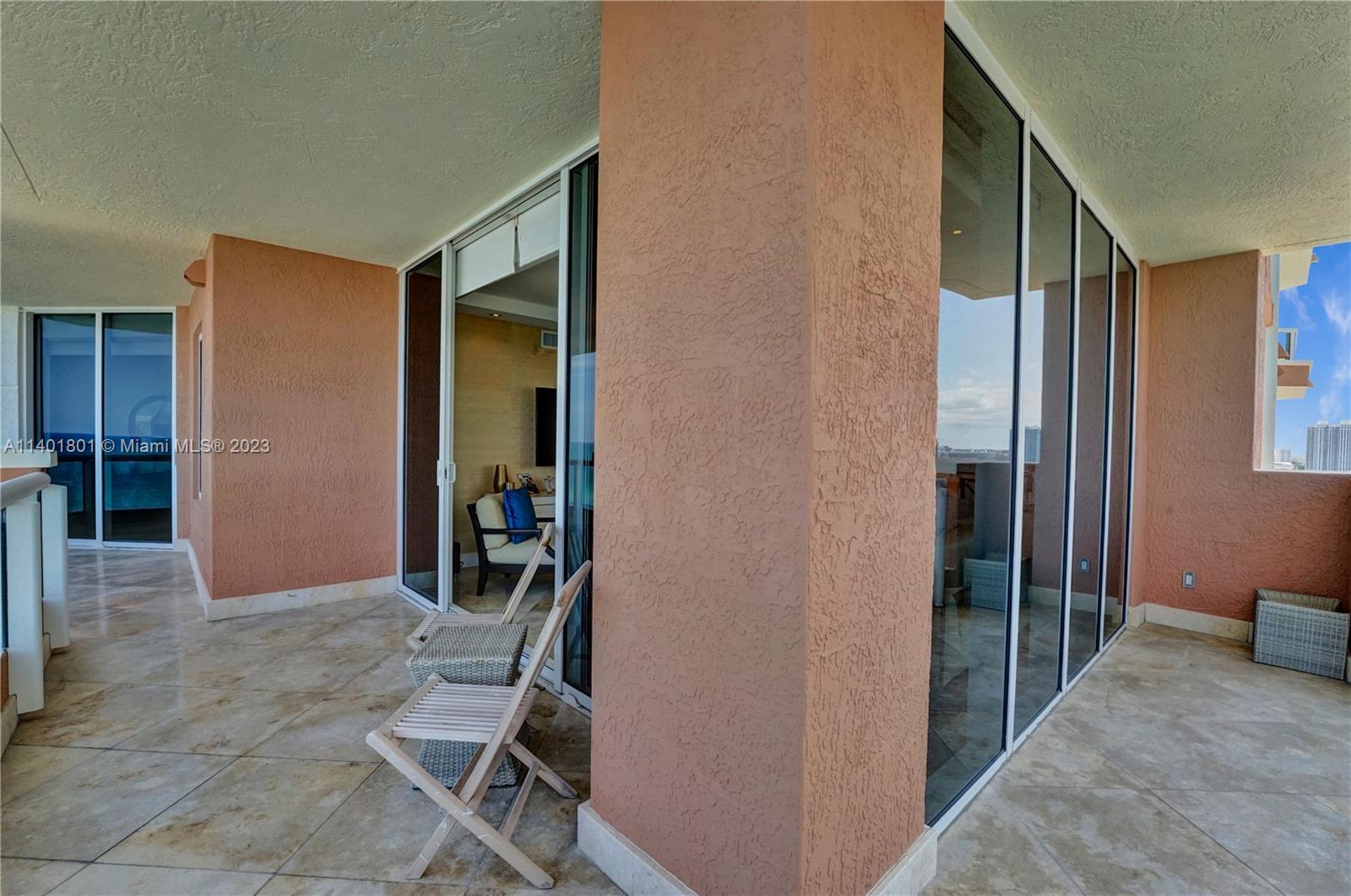 ACQUALINA OCEAN RESIDENCE - Residential