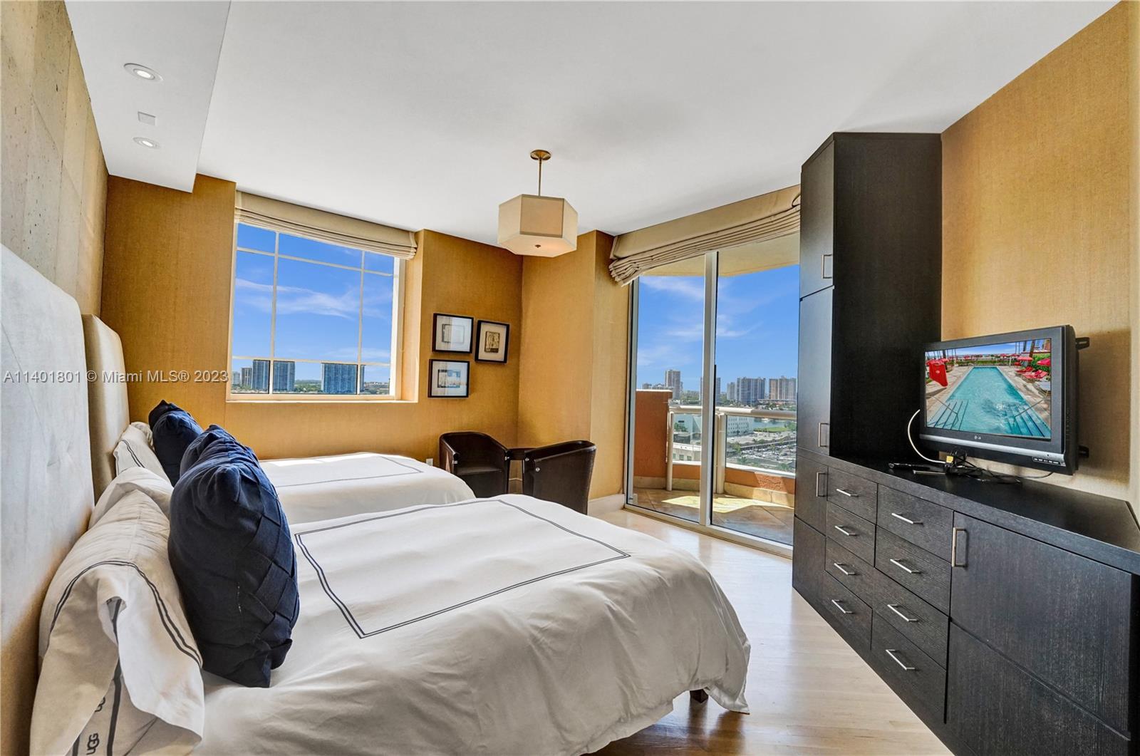 ACQUALINA OCEAN RESIDENCE - Residential