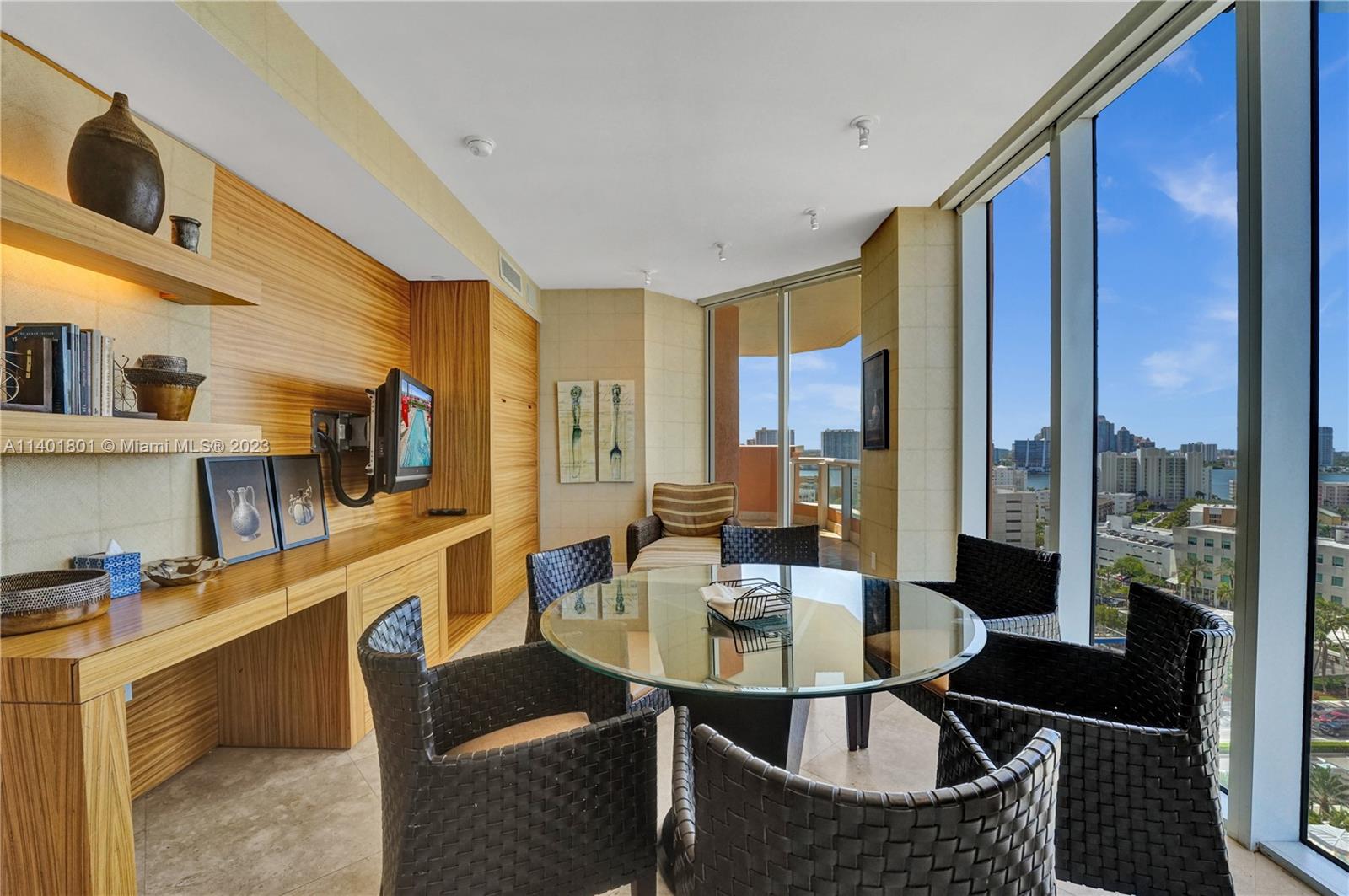 ACQUALINA OCEAN RESIDENCE - Residential