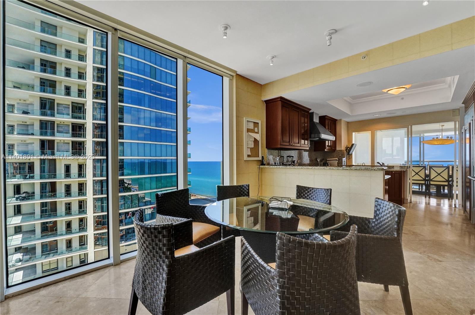 ACQUALINA OCEAN RESIDENCE - Residential