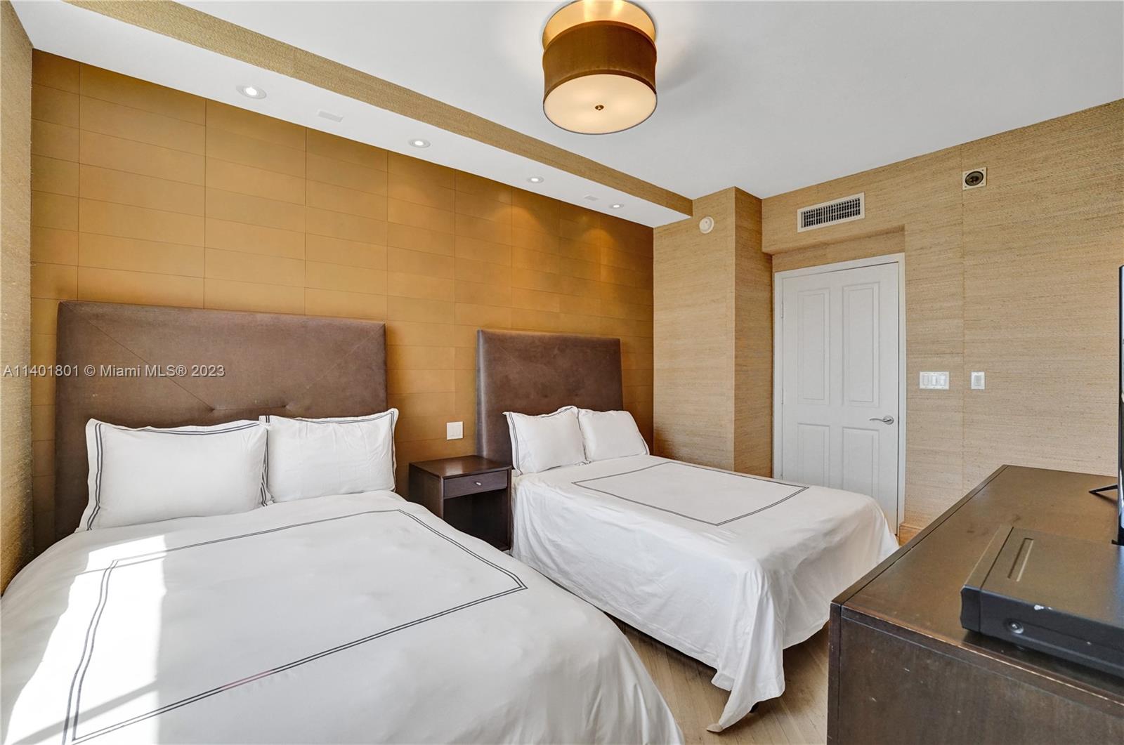 ACQUALINA OCEAN RESIDENCE - Residential