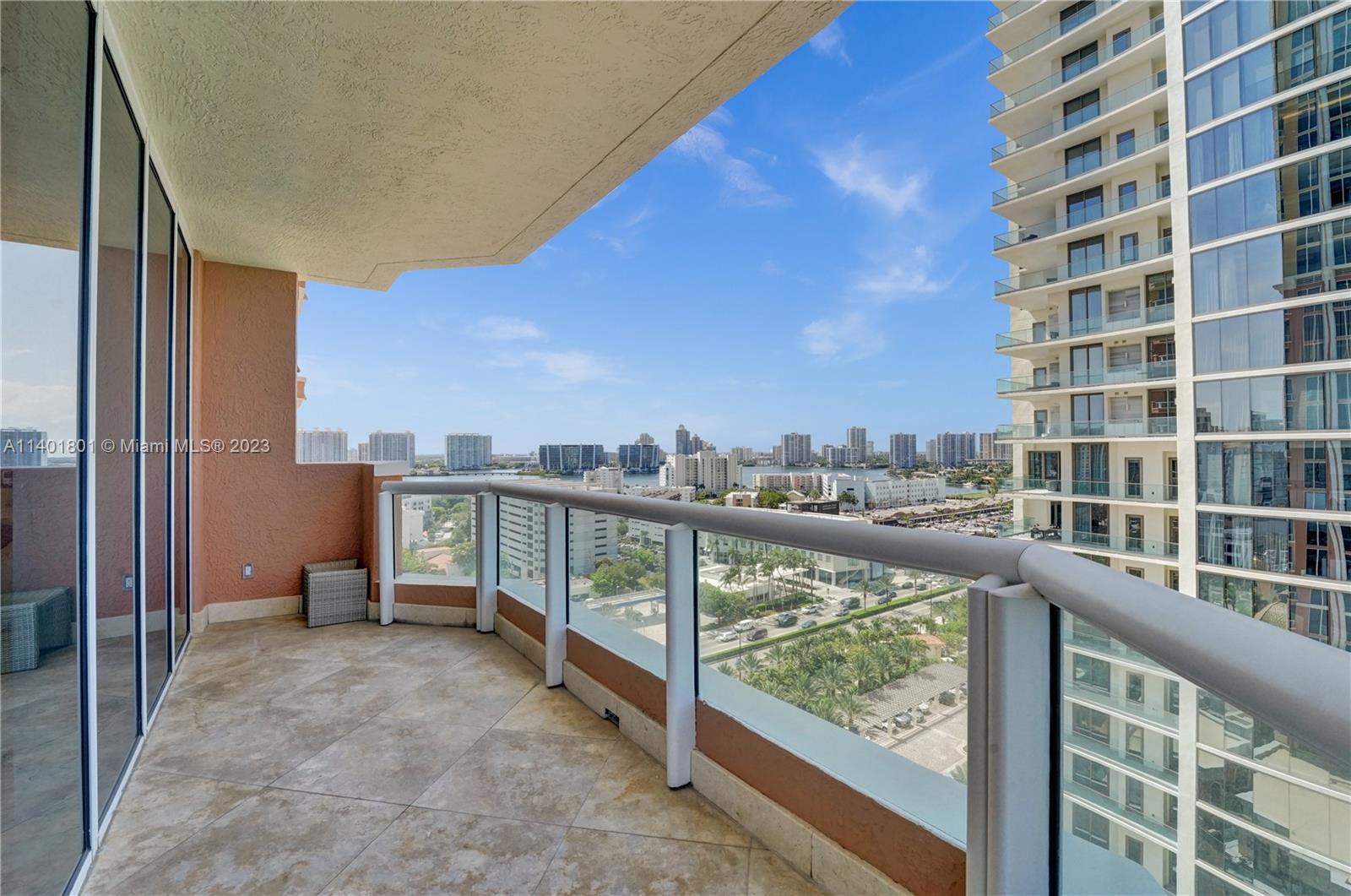 ACQUALINA OCEAN RESIDENCE - Residential