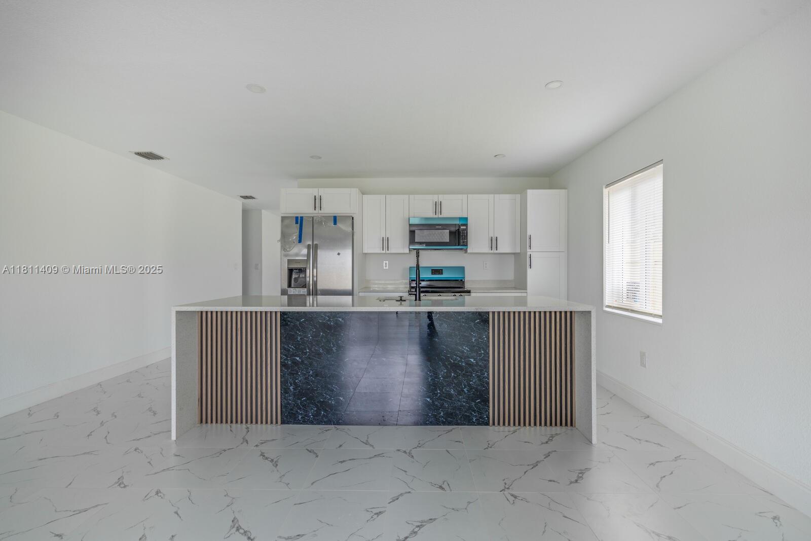 Lincoln Park - Residential