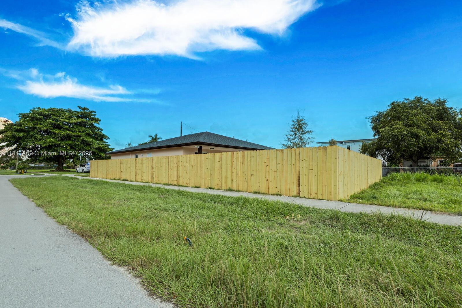 Lincoln Park - Residential