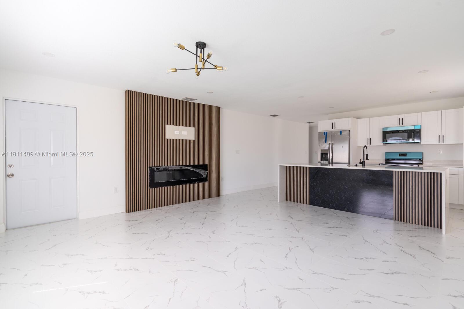 Lincoln Park - Residential