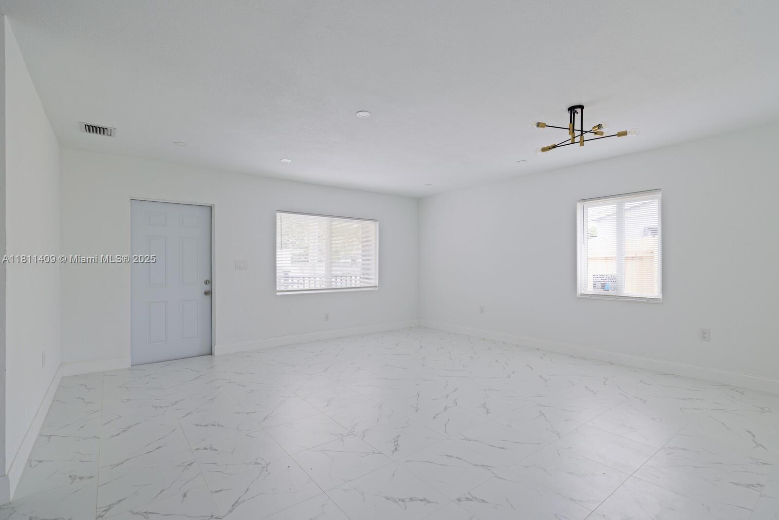 Lincoln Park - Residential