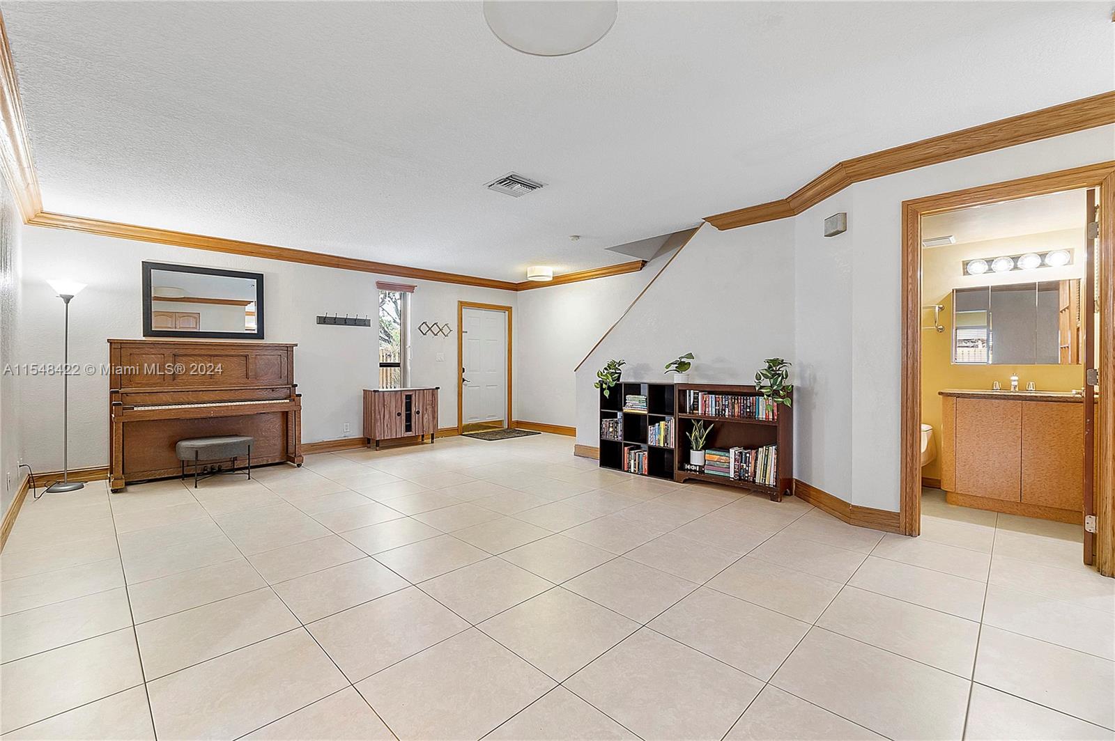 SADDLE-UP PLAT - Residential