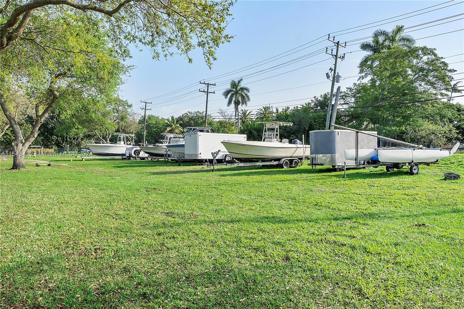 SADDLE-UP PLAT - Residential