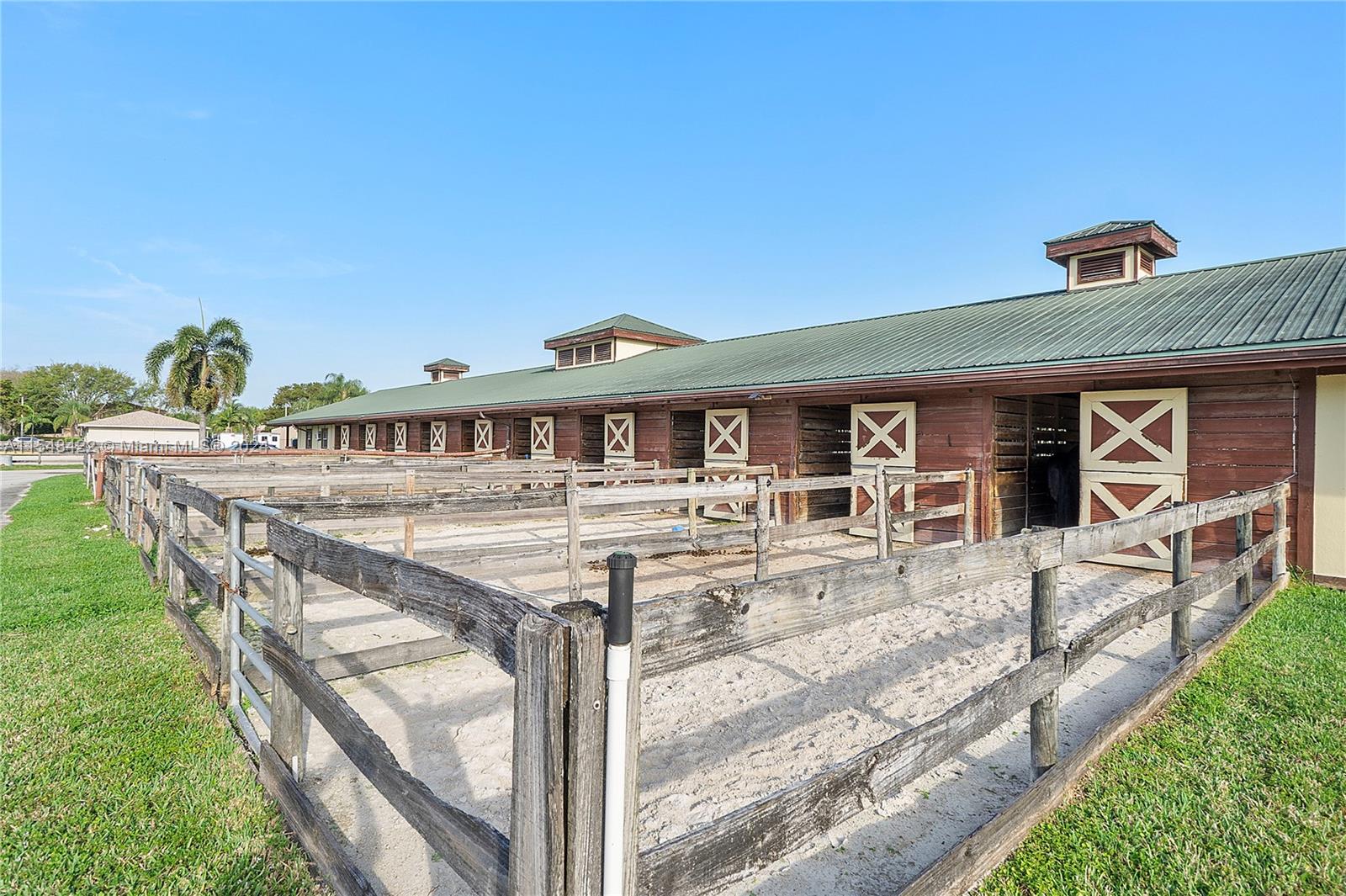 SADDLE-UP PLAT - Residential