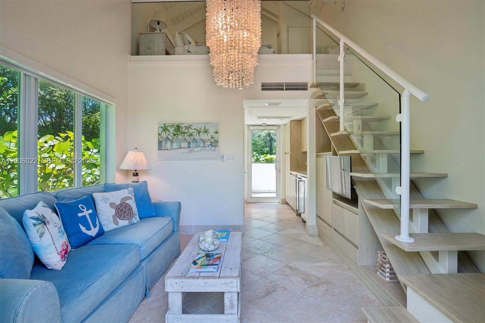 CONTINUUM ON SOUTH BEACH - Residential