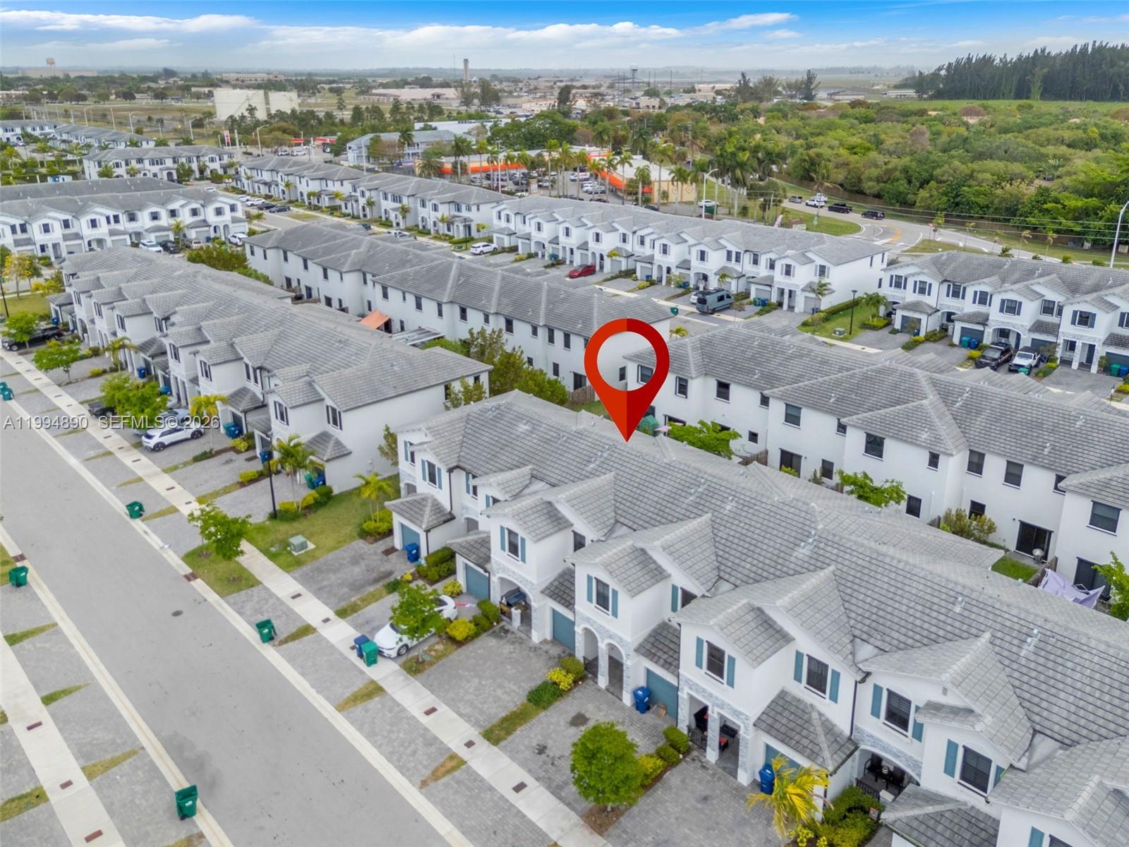 PINE ISLE - Residential