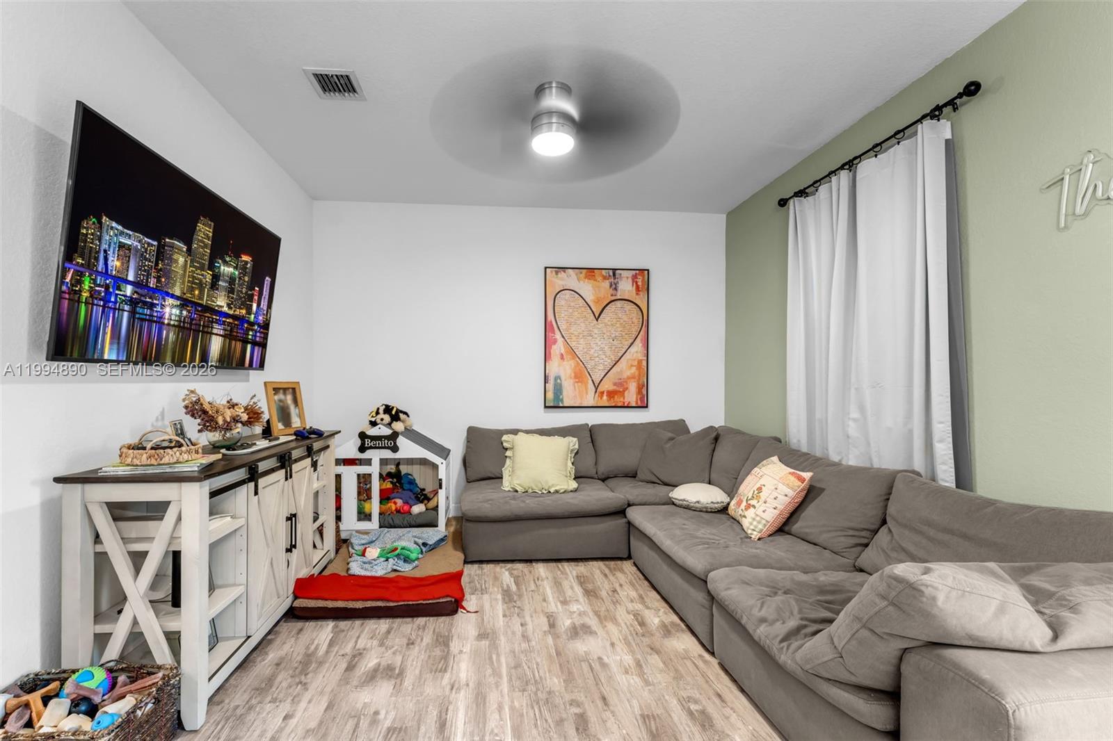 PINE ISLE - Residential