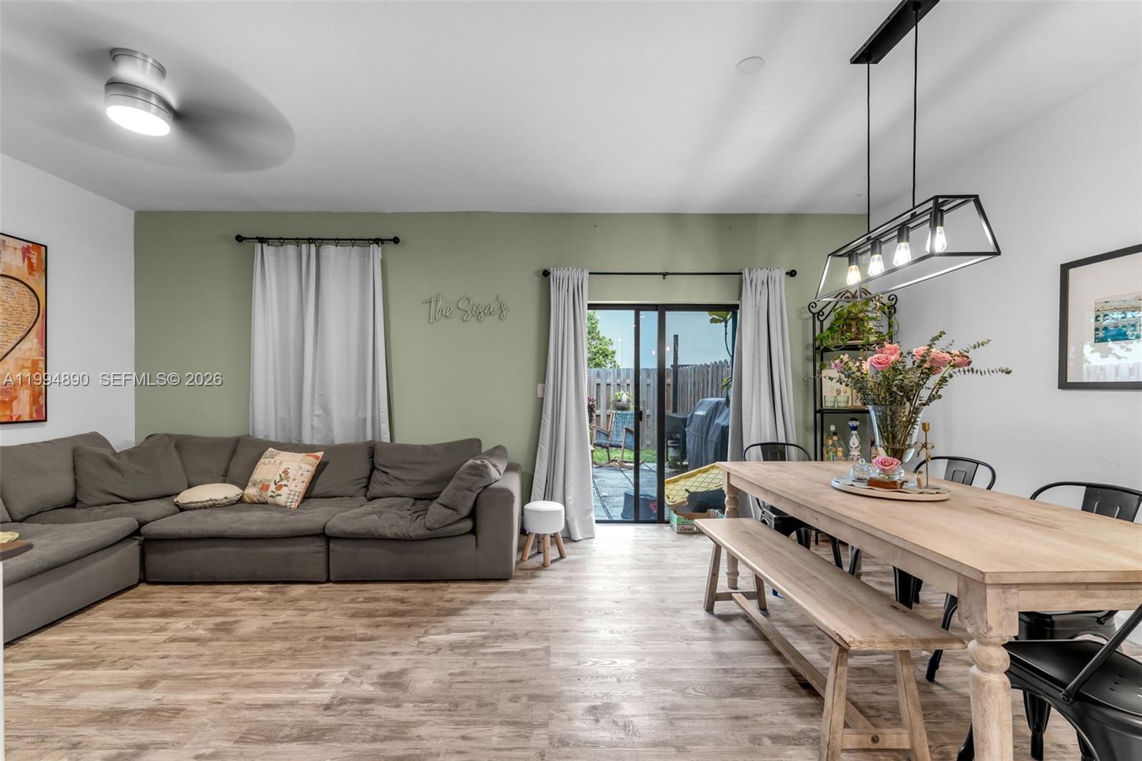 PINE ISLE - Residential