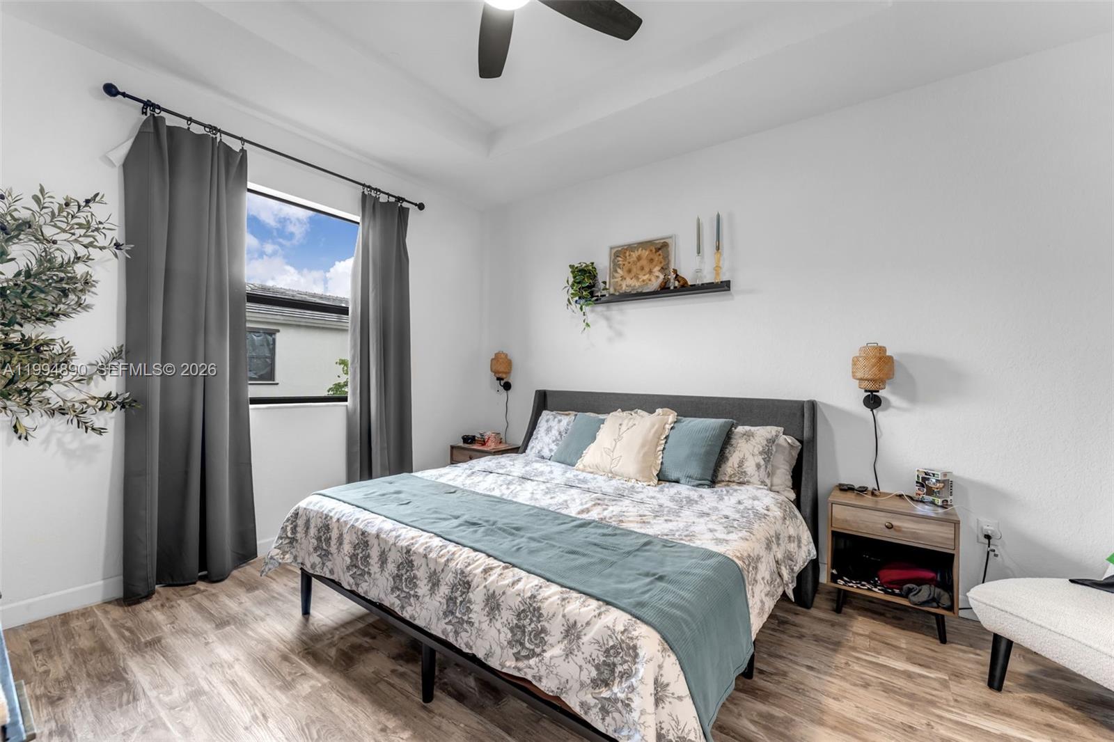 PINE ISLE - Residential