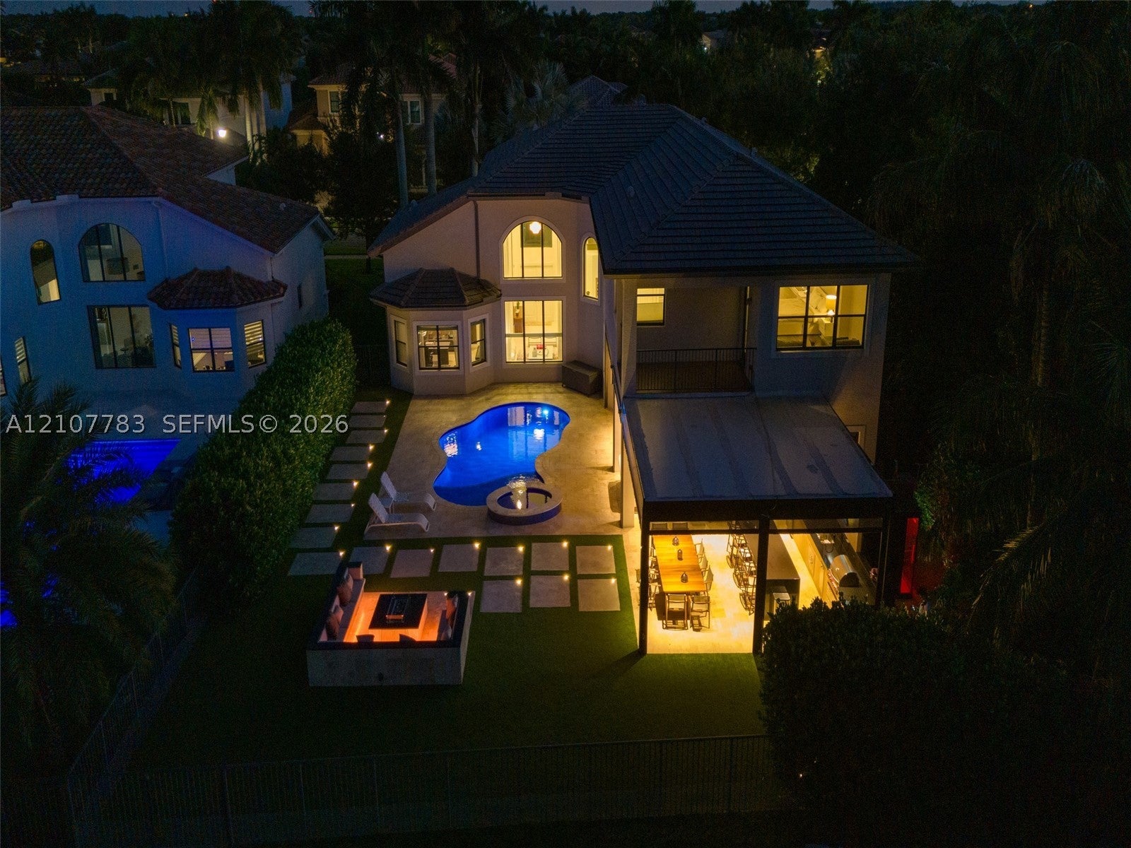 9328 Tropez Ln