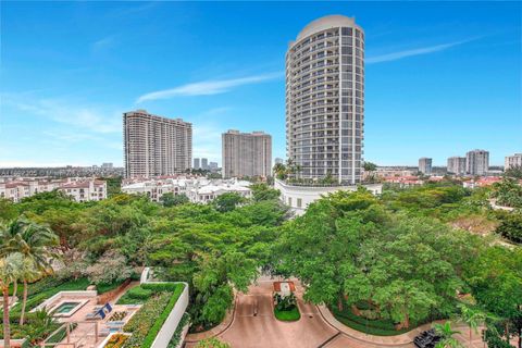 A home in Aventura