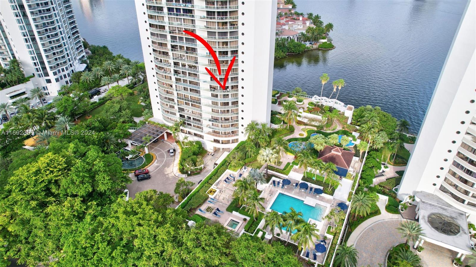 4000 ISL BLVD WILLIAMS IS - Residential