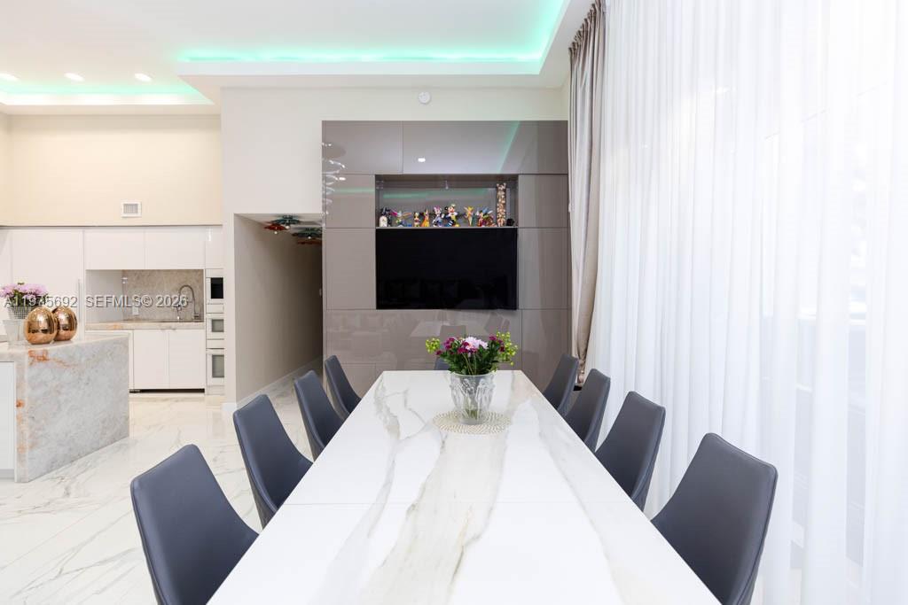 BEACH CLUB THREE CONDO - Residential