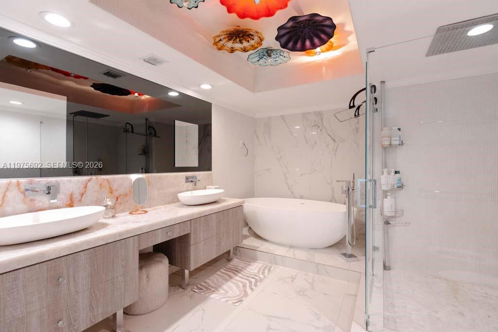 BEACH CLUB THREE CONDO - Residential