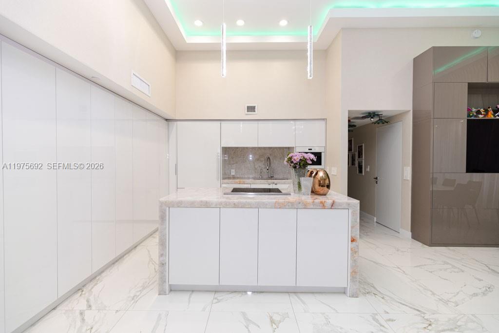 BEACH CLUB THREE CONDO - Residential