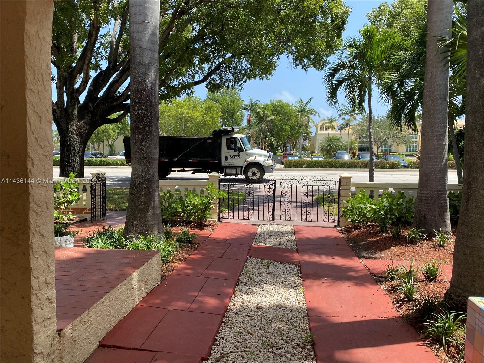 Miami Beach, Florida 33140, United States, 5 Bedrooms Bedrooms, ,5 BathroomsBathrooms,Residential,Active,71197