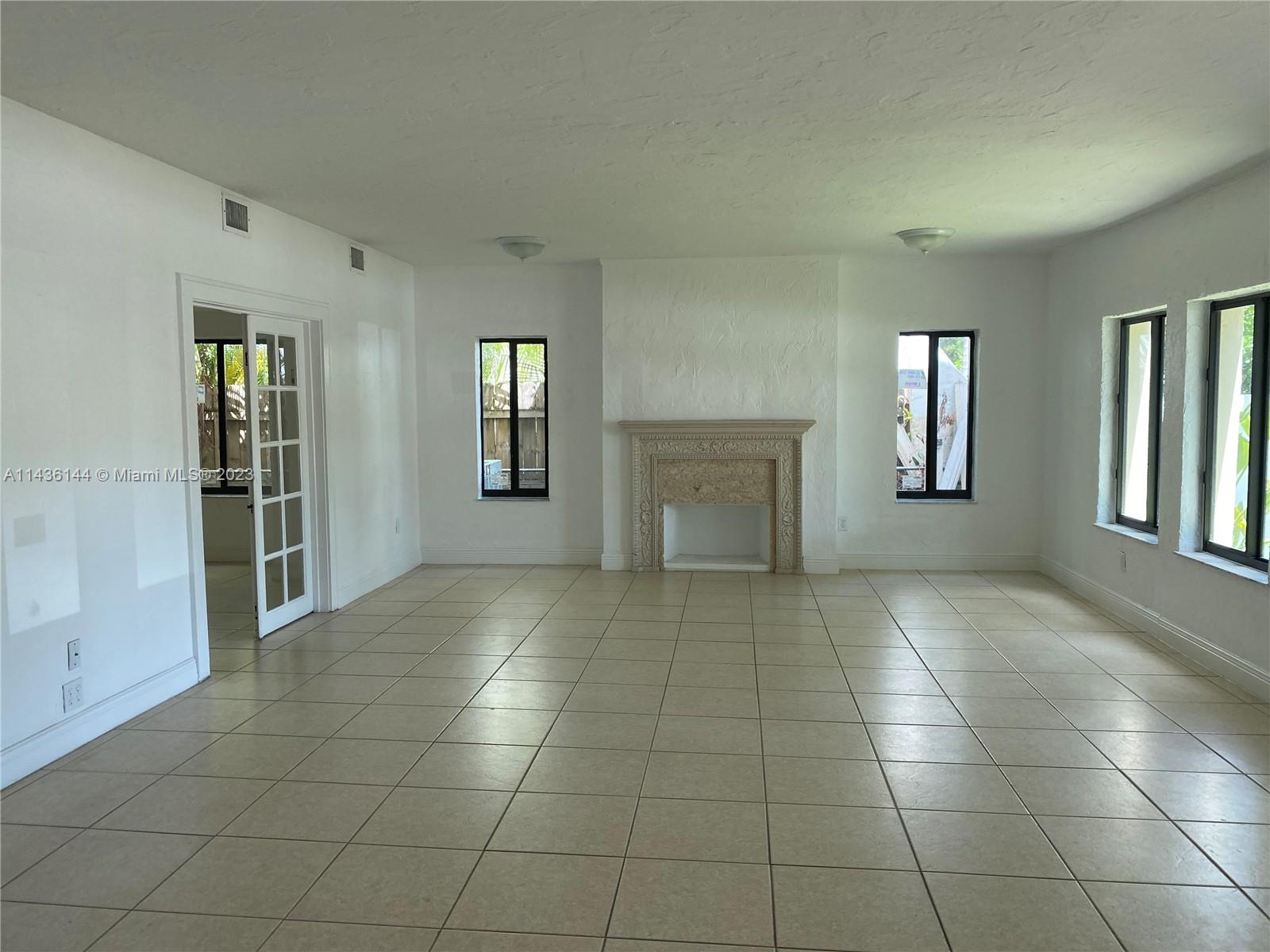 Miami Beach, Florida 33140, United States, 5 Bedrooms Bedrooms, ,5 BathroomsBathrooms,Residential,Active,71197