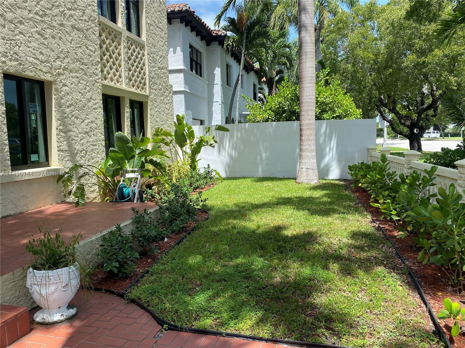 Miami Beach, Florida 33140, United States, 5 Bedrooms Bedrooms, ,5 BathroomsBathrooms,Residential,Active,71197