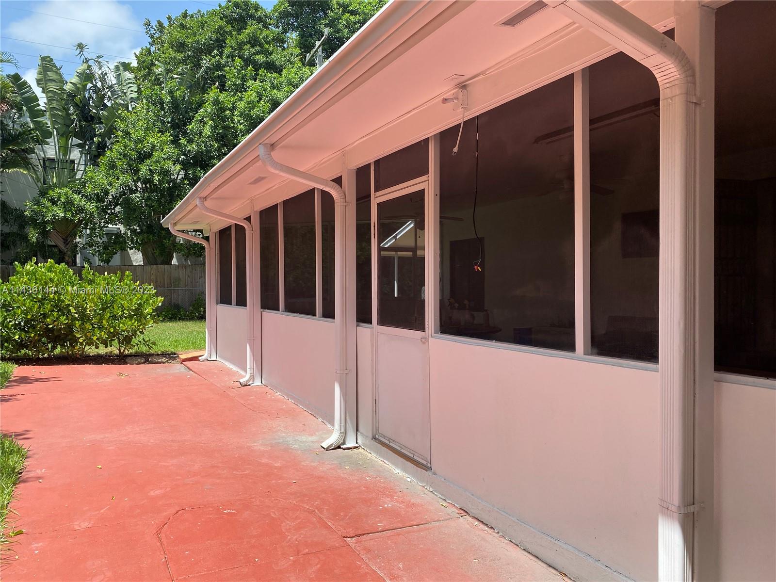 Miami Beach, Florida 33140, United States, 5 Bedrooms Bedrooms, ,5 BathroomsBathrooms,Residential,Active,71197