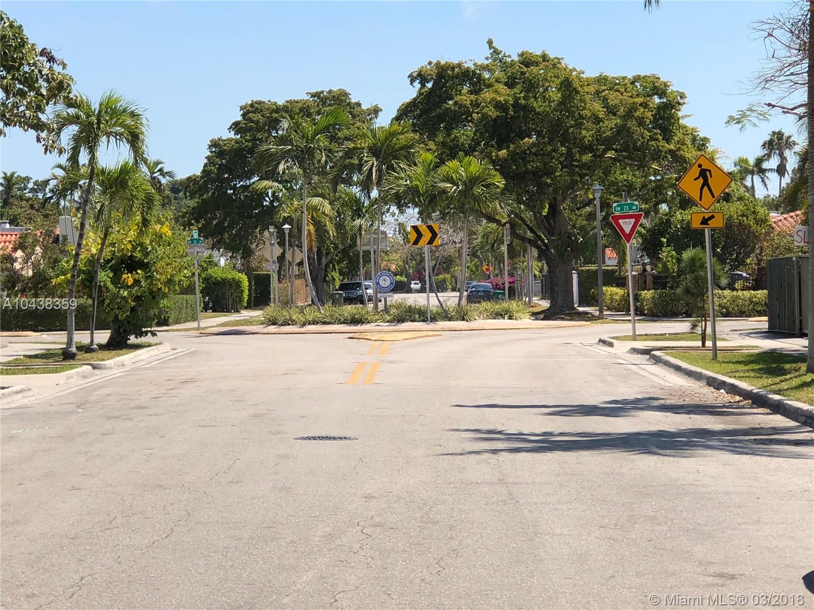 SILVER BLUFF EST-SEC B - Residential