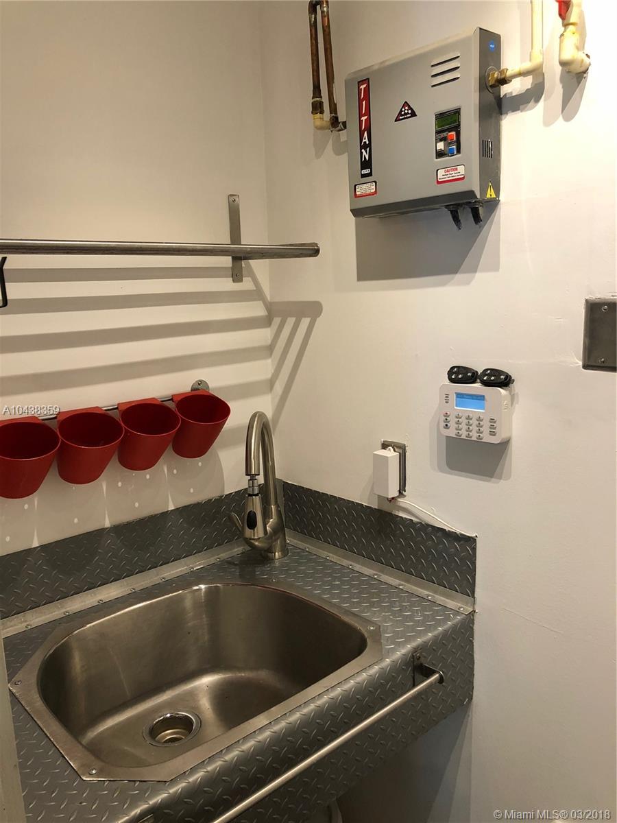 SILVER BLUFF EST-SEC B - Residential