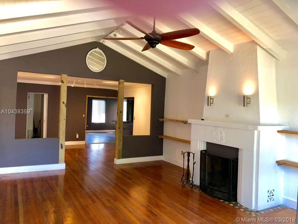 SILVER BLUFF EST-SEC B - Residential