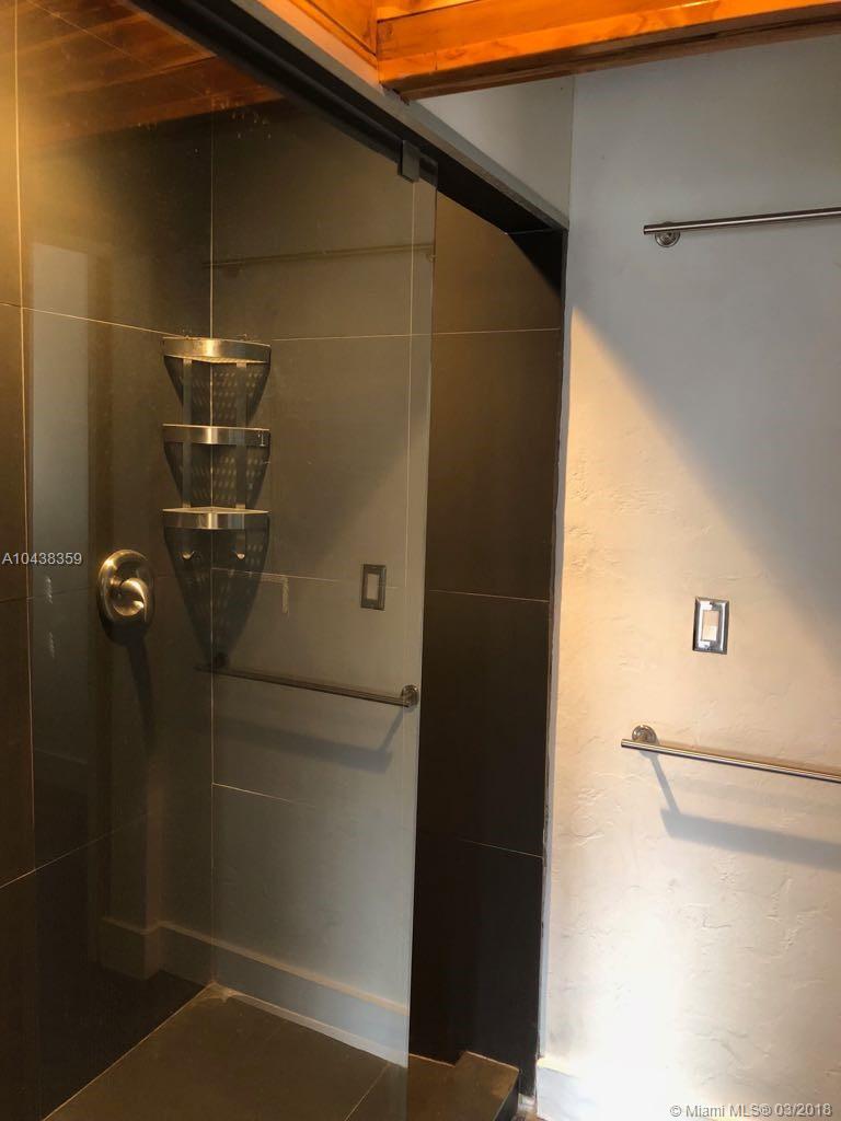 SILVER BLUFF EST-SEC B - Residential