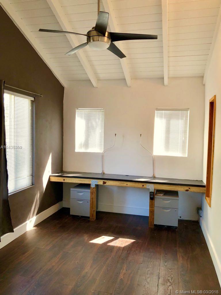 SILVER BLUFF EST-SEC B - Residential