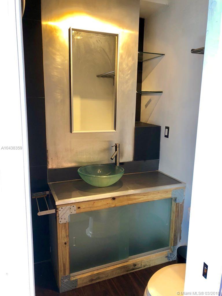 SILVER BLUFF EST-SEC B - Residential