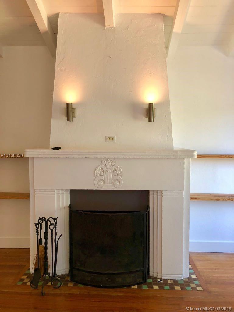 SILVER BLUFF EST-SEC B - Residential