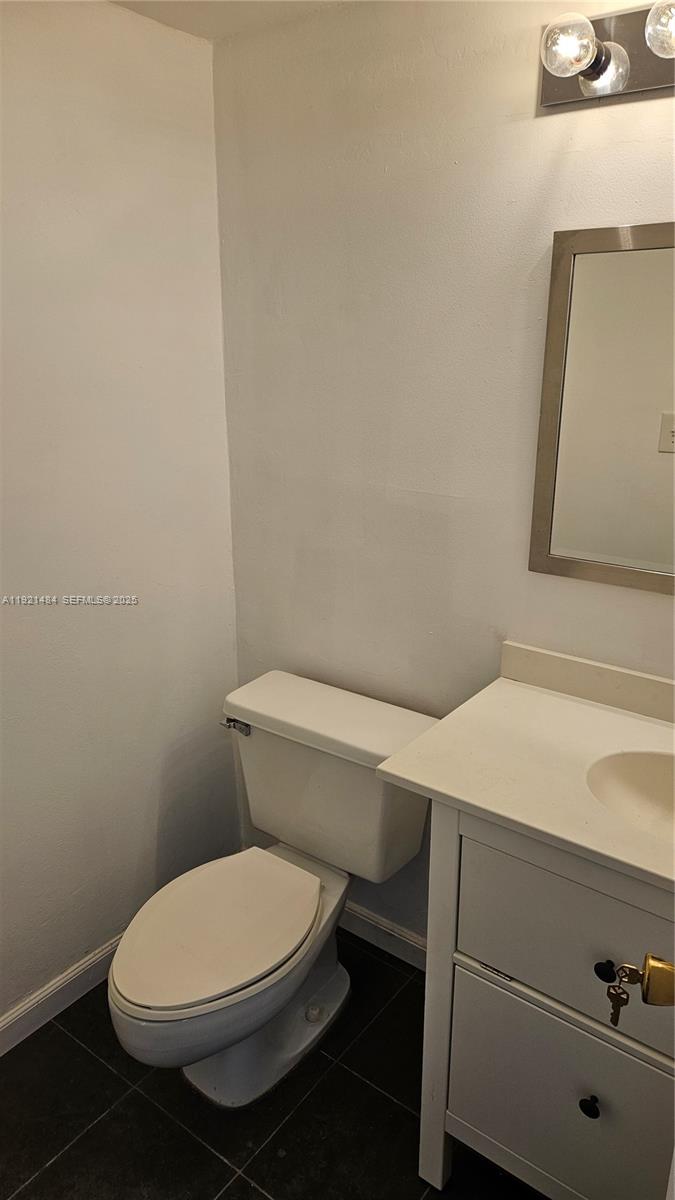 POLYNESIAN GARDENS CONDOM - Residential Lease